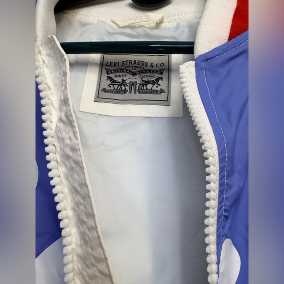 Levi's color block windbreaker jacket. 3x plus size. New with tags. - Picture 7 of 11